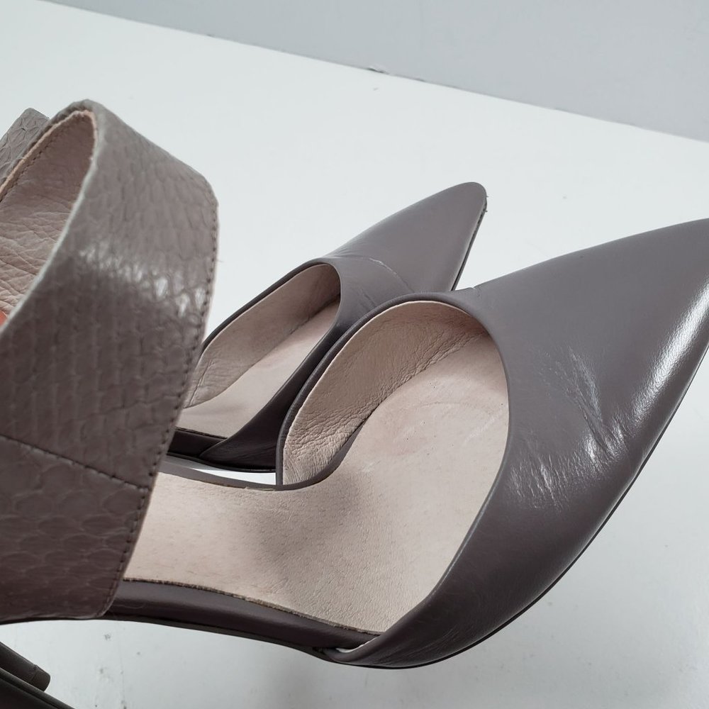 Kenneth Cole Taupe Heels - Picture 11 of 11